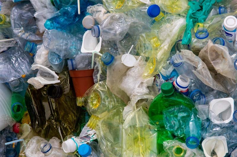 microplastics from plastic bottles